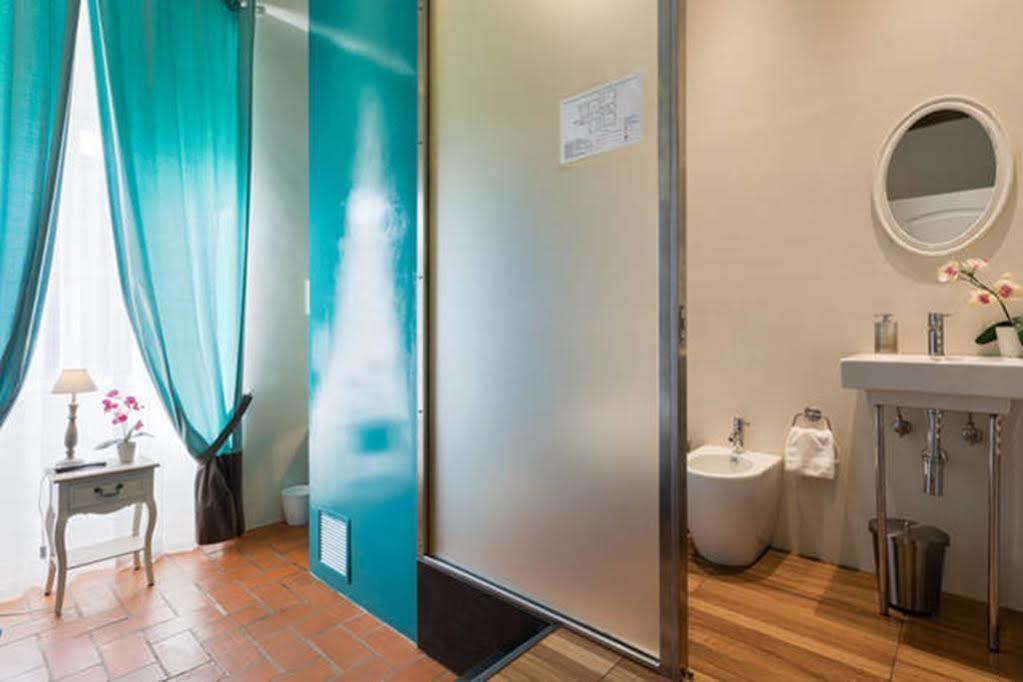 5 Rooms Apartment For 7 People Near Coloseum Roma Exterior foto