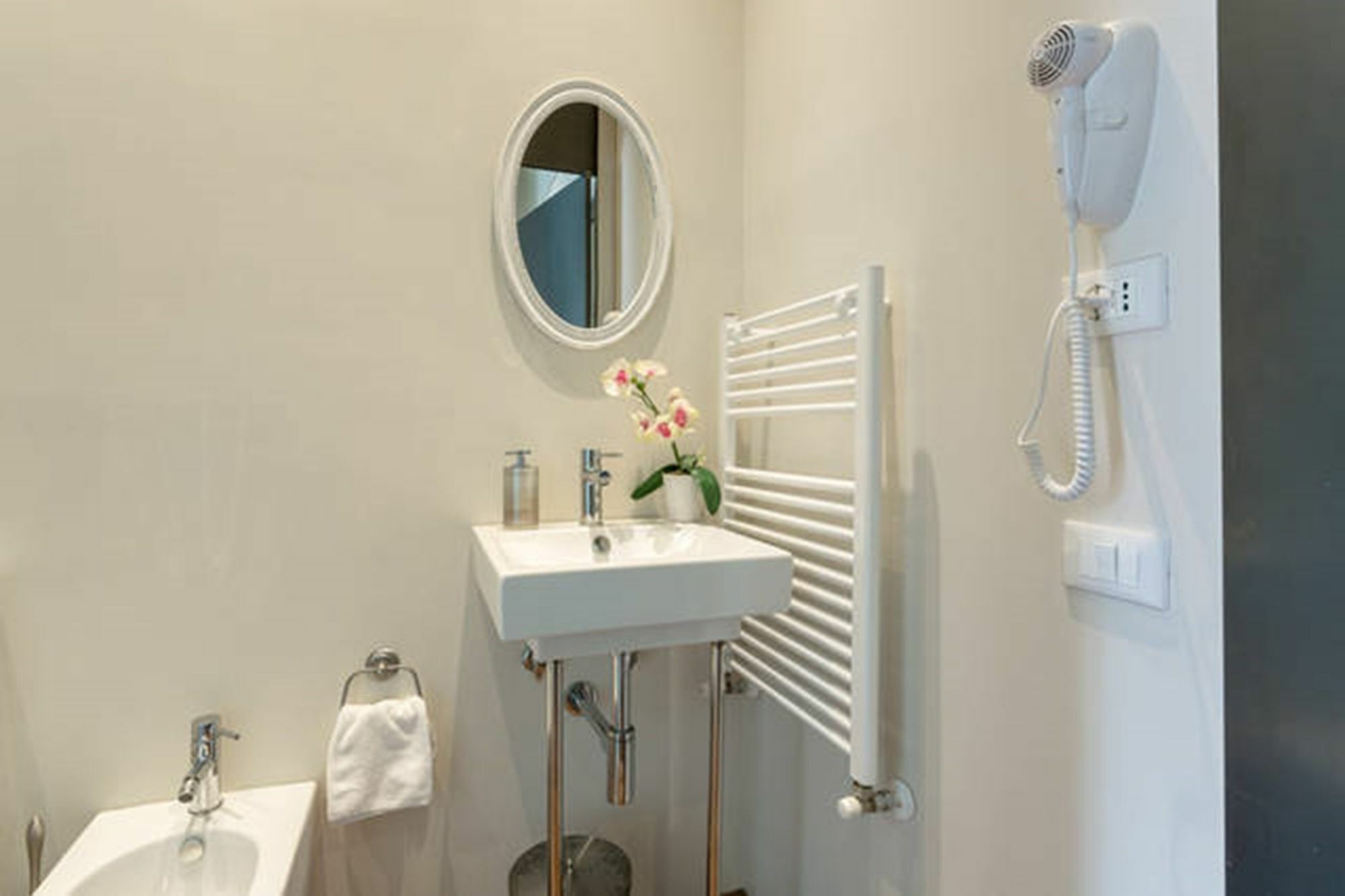 5 Rooms Apartment For 7 People Near Coloseum Roma Exterior foto